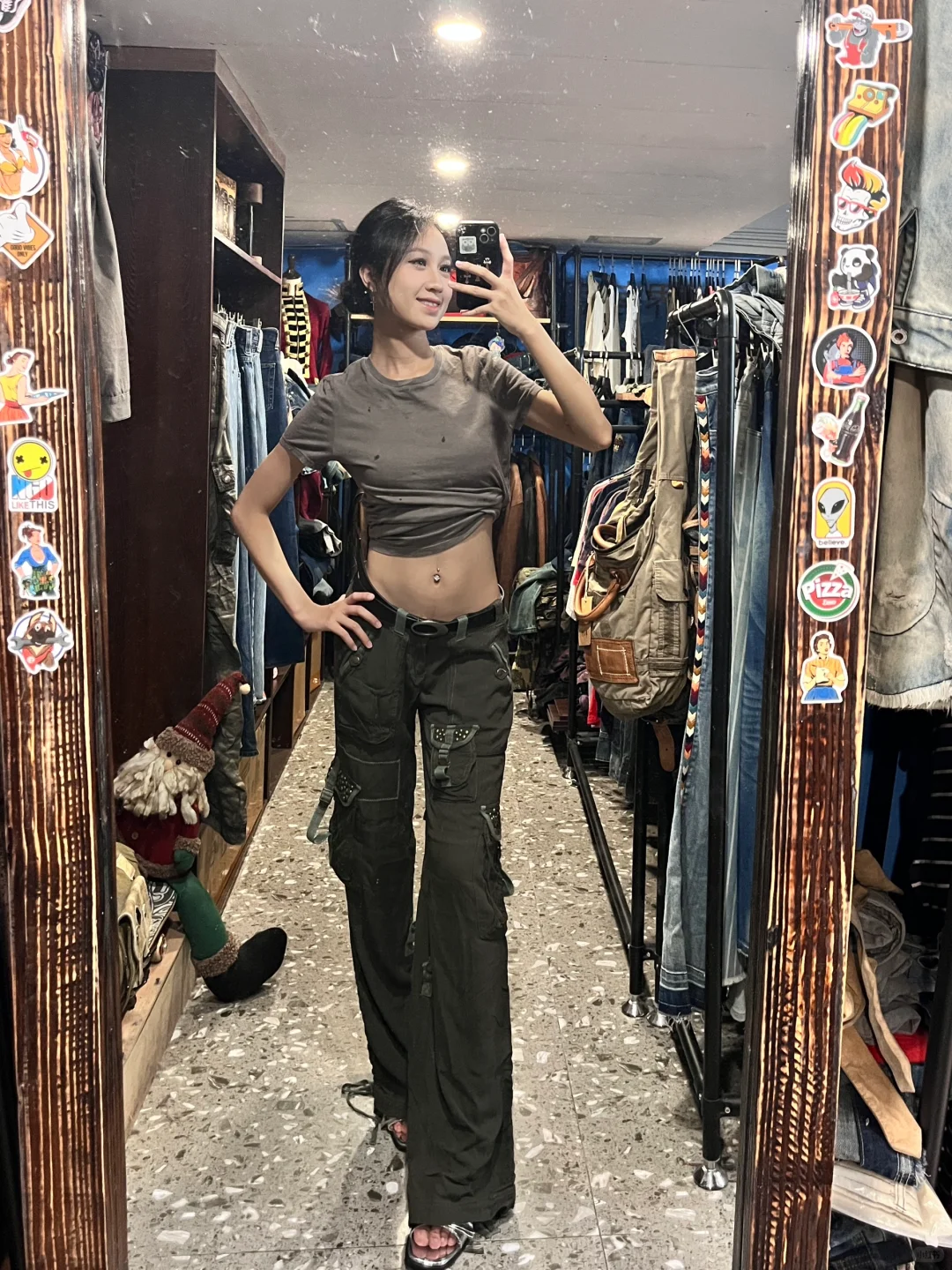 不穿内衣的工装裤真的很帅～