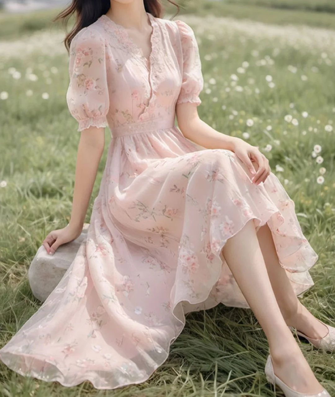 秒变女神！哥弟碎花连衣裙，甜美又气质~