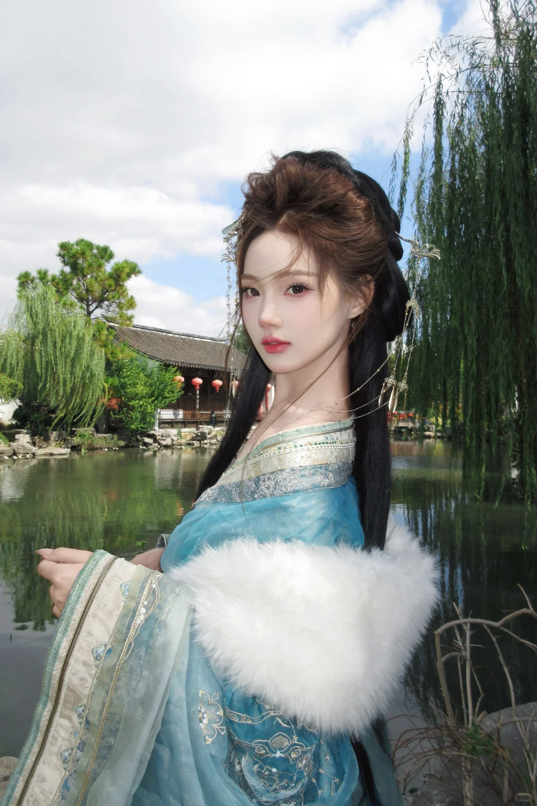 何必一厢旧梦悠悠苦我心