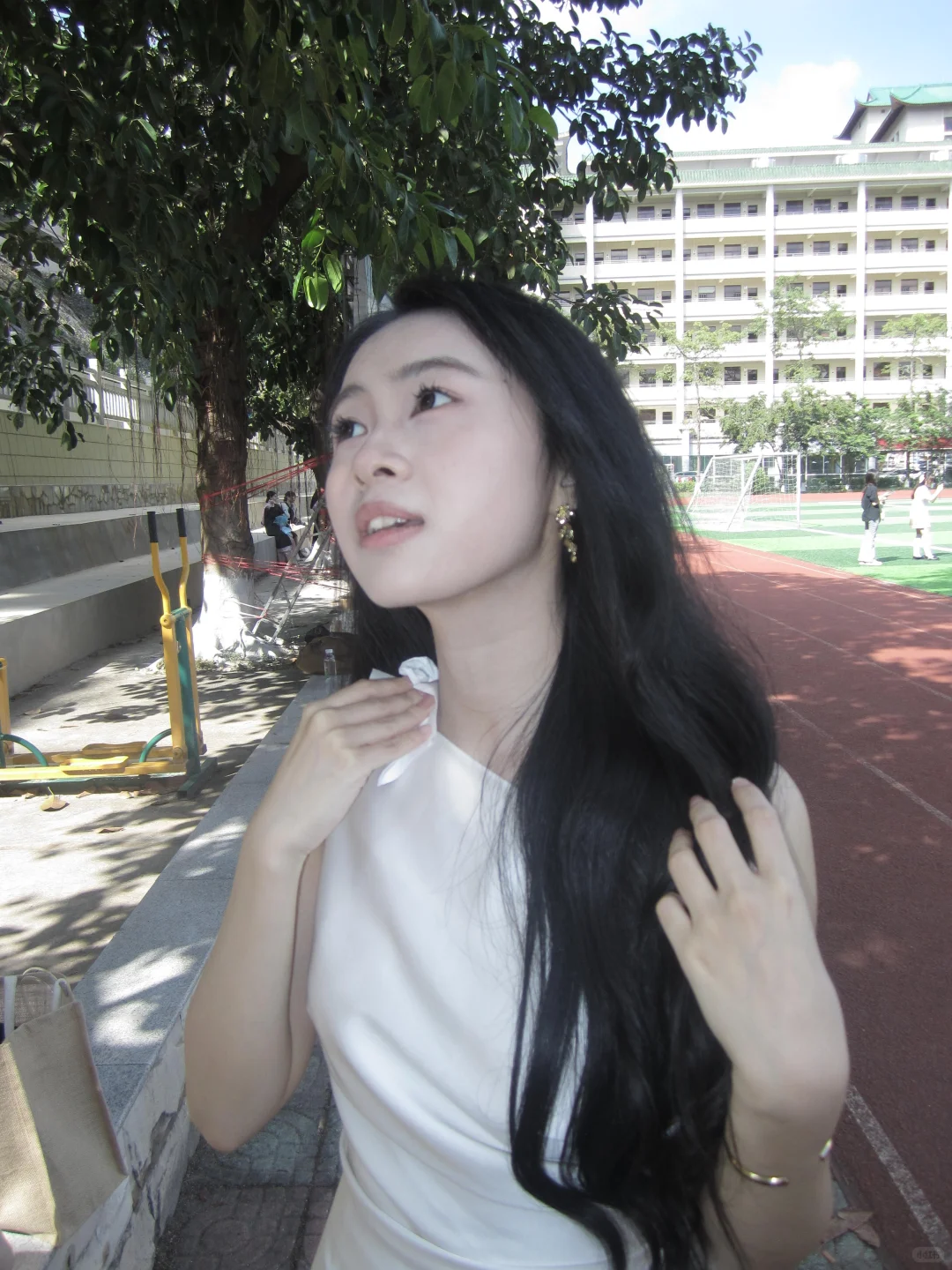 毕业照不穿小白裙👗我这样穿～