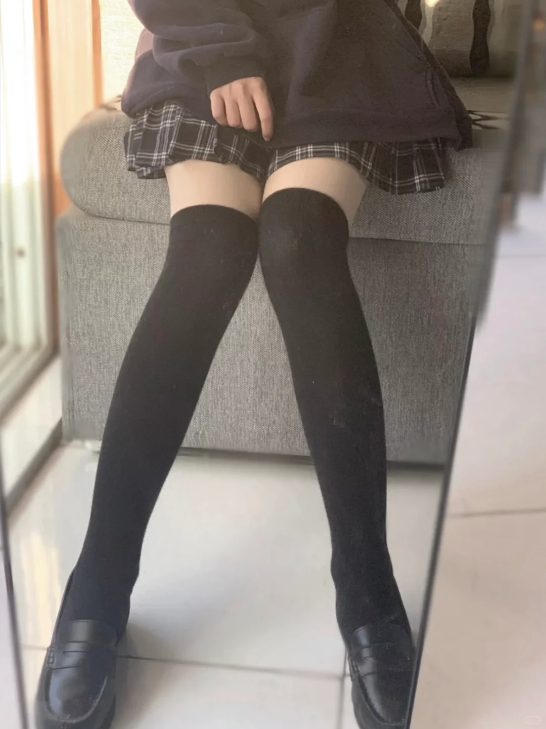 微弱的光搭配JK和一年前的过膝袜！！