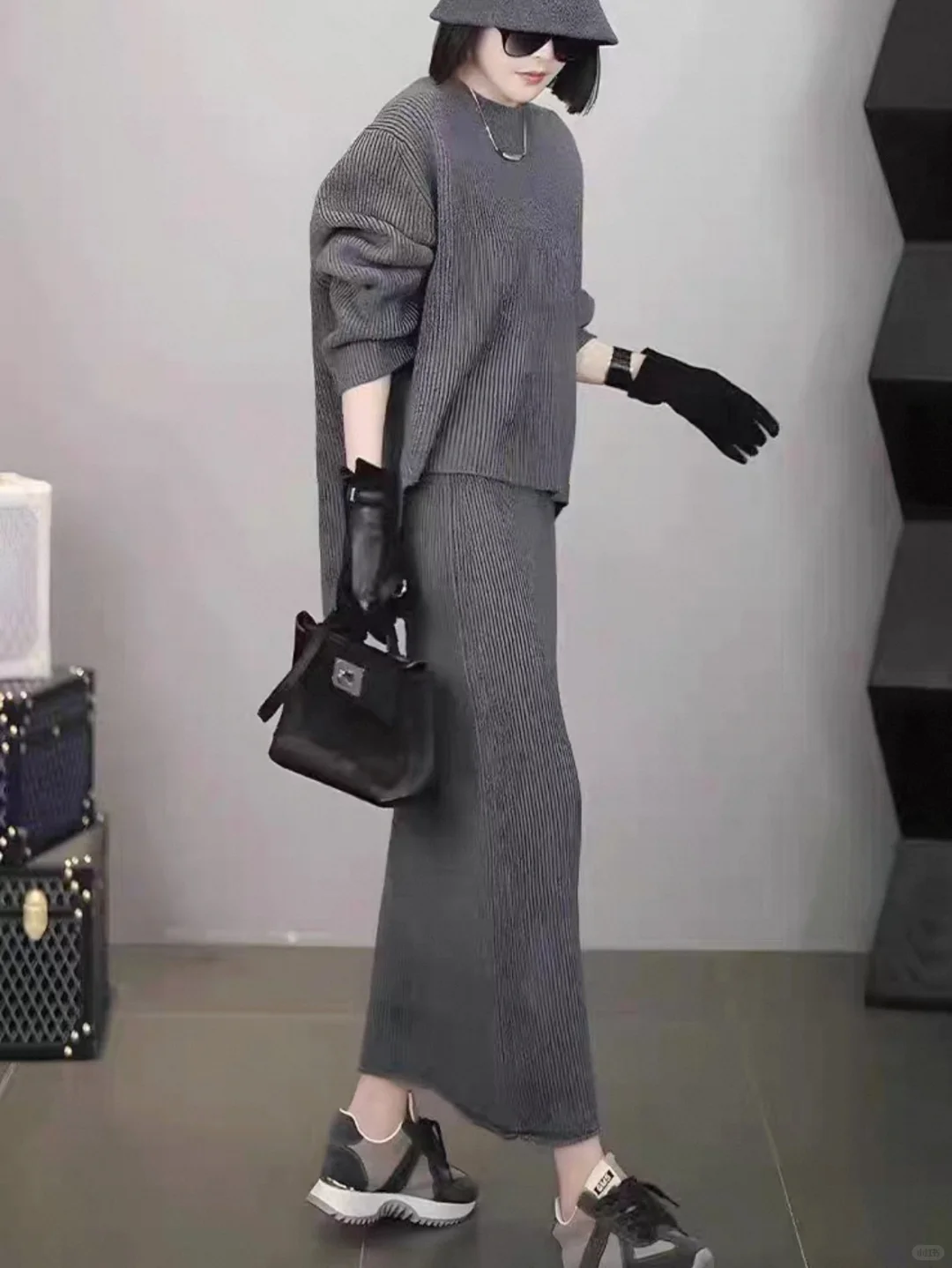 韩系ins风，秋季气质灰针织衫+高腰半裙套装
