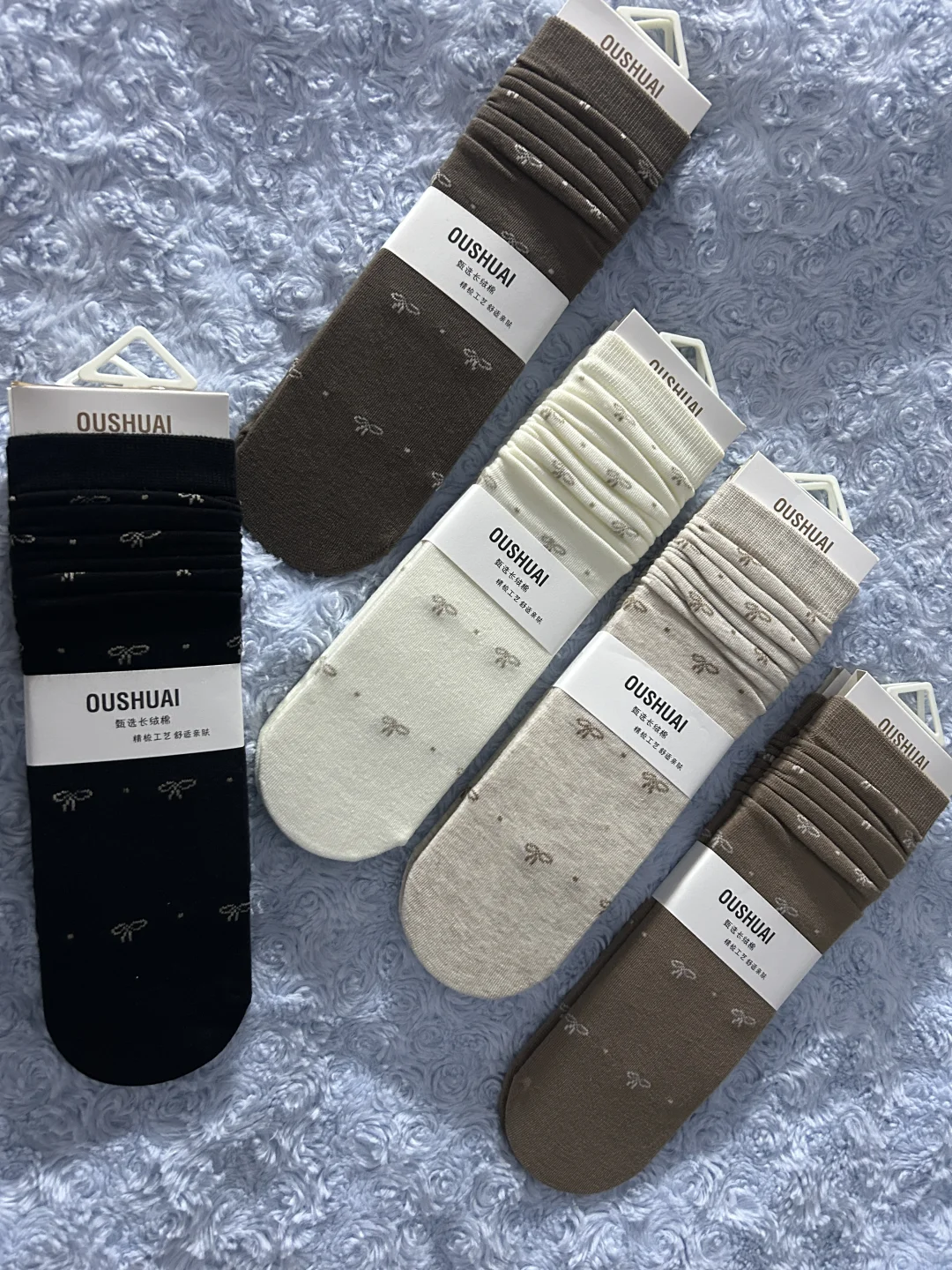 这套袜子好高级！谁穿谁好看～