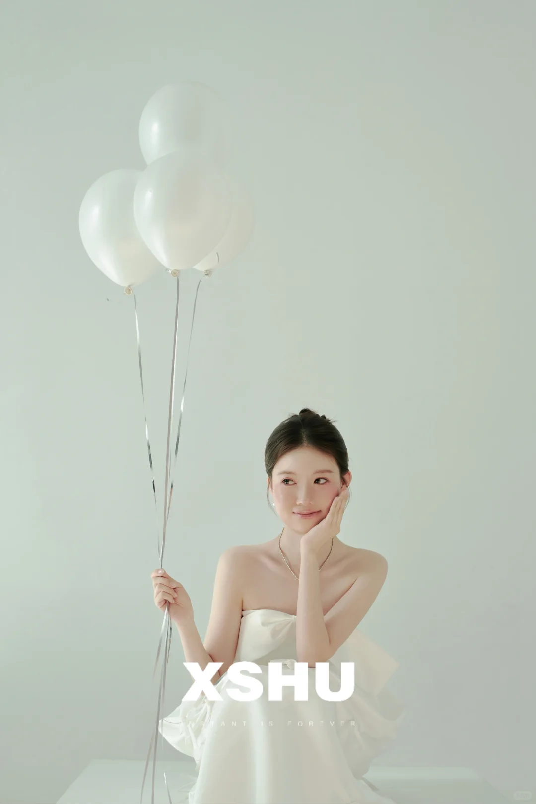 生日写真选这组！白裙+蛋糕=温柔本柔🎂|