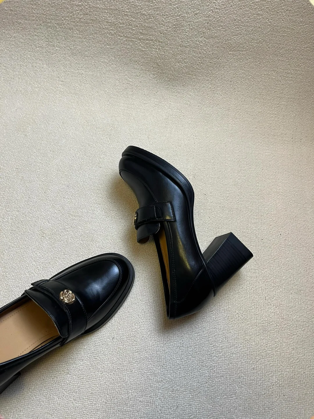 知性优雅&middot;小个子显腿长的8cm静音山茶花高跟