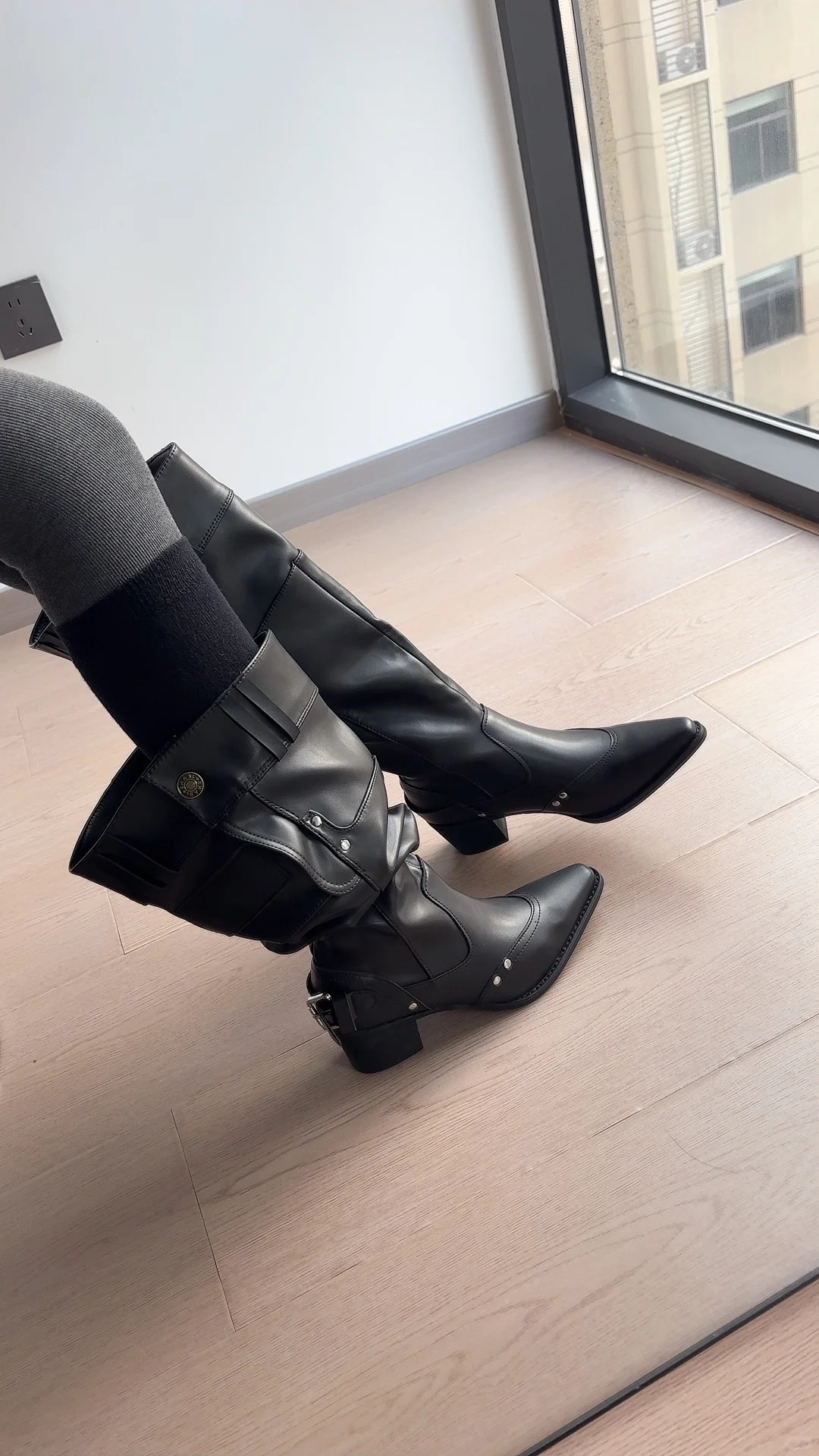 靴子只留那么几双喜欢的就够了