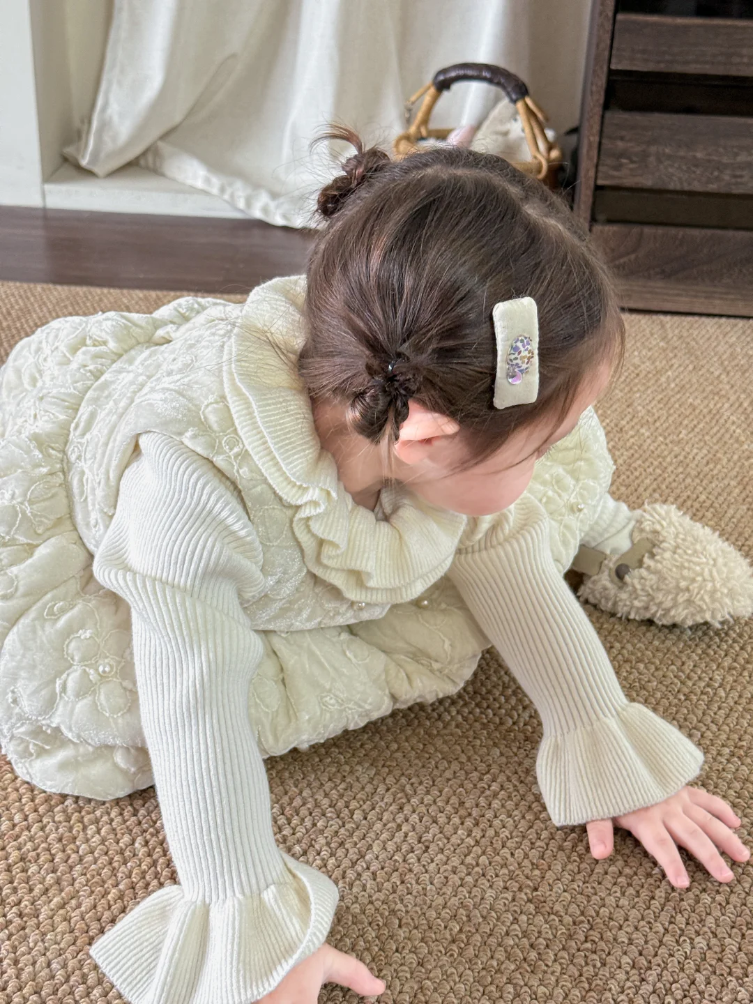 给女儿打扮成小公主~夹棉连衣裙真的好仙！