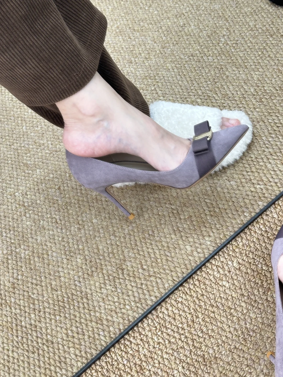 在小红书买到了我的人生紫色高跟鞋！！