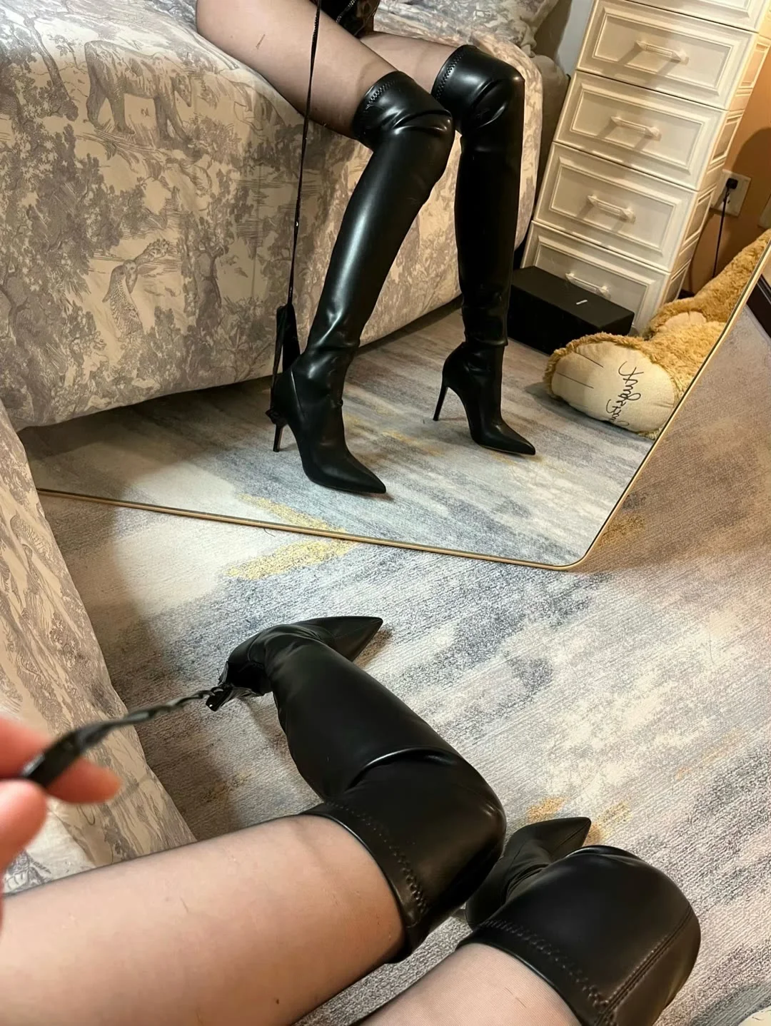 抬头！直视我！