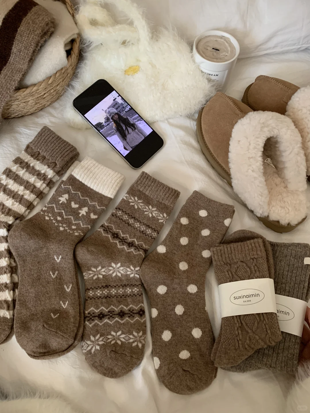 秋冬氛围满分！一眼喜欢的美拉德色系新袜袜