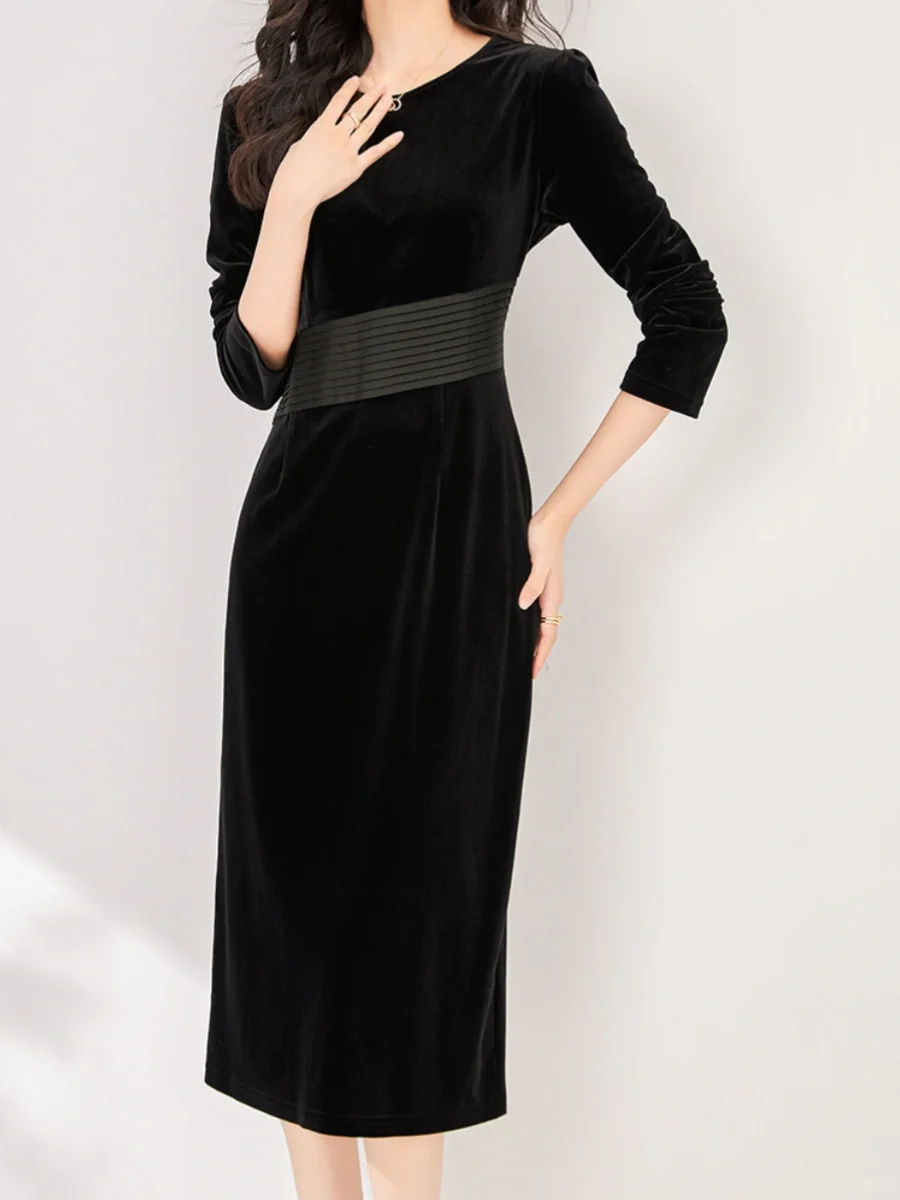 气质优雅的丝绒连衣裙，真的好显气质！