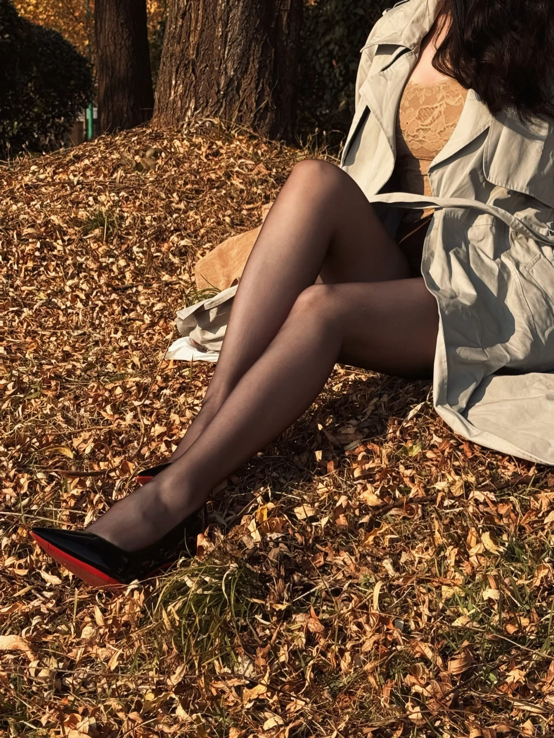 再不闭嘴、姐就用高跟鞋堵住你的嘴