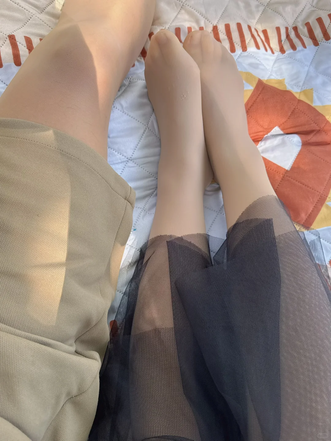 因为穿丝袜，越看越好看