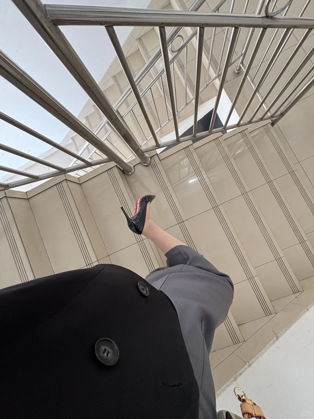 小县城文秘月薪三千这样穿