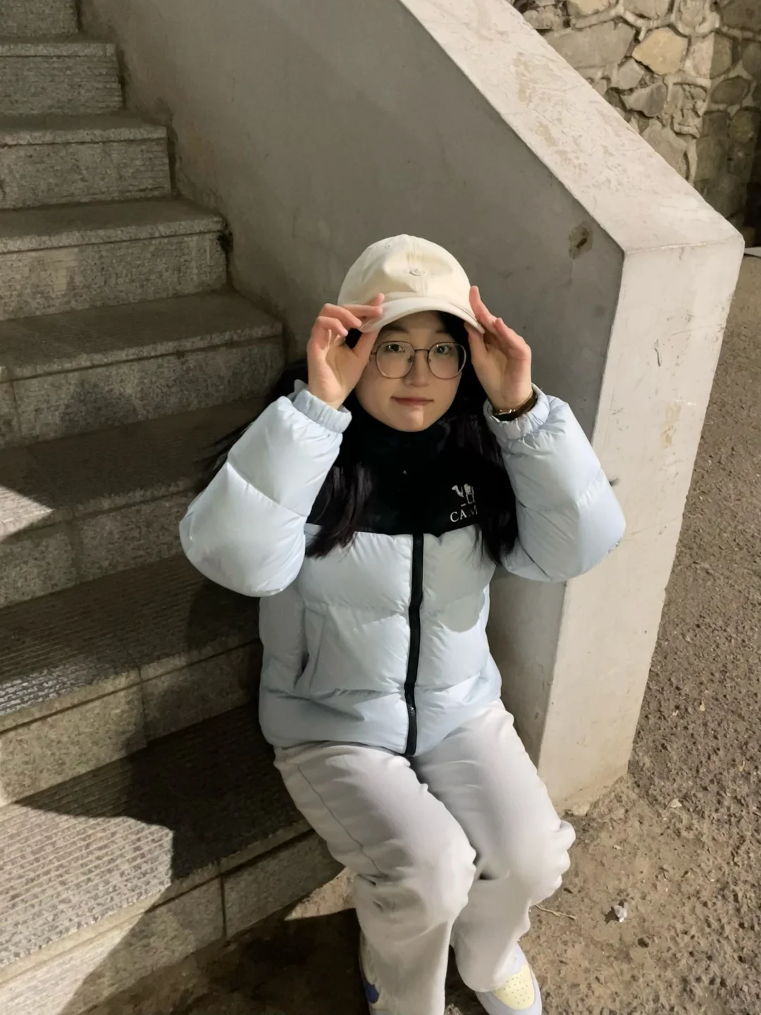 女大冬日校园OOTD｜羽绒服➕棒球服=元气感