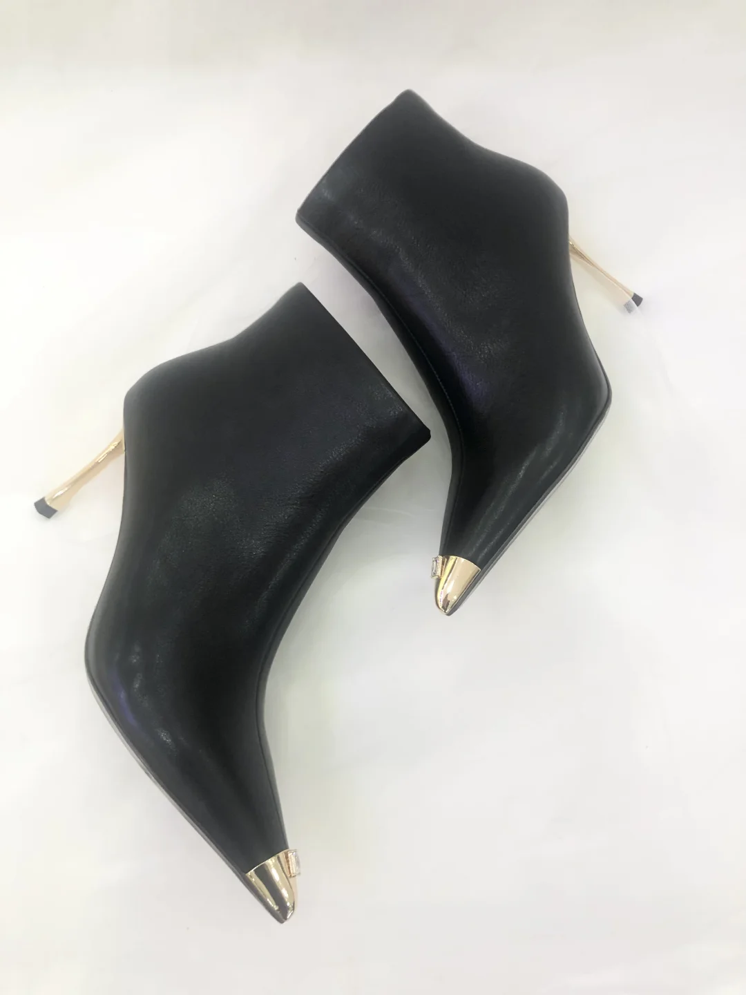 【高品质短靴】把&ldquo;精致女人味&rdquo;穿在脚上