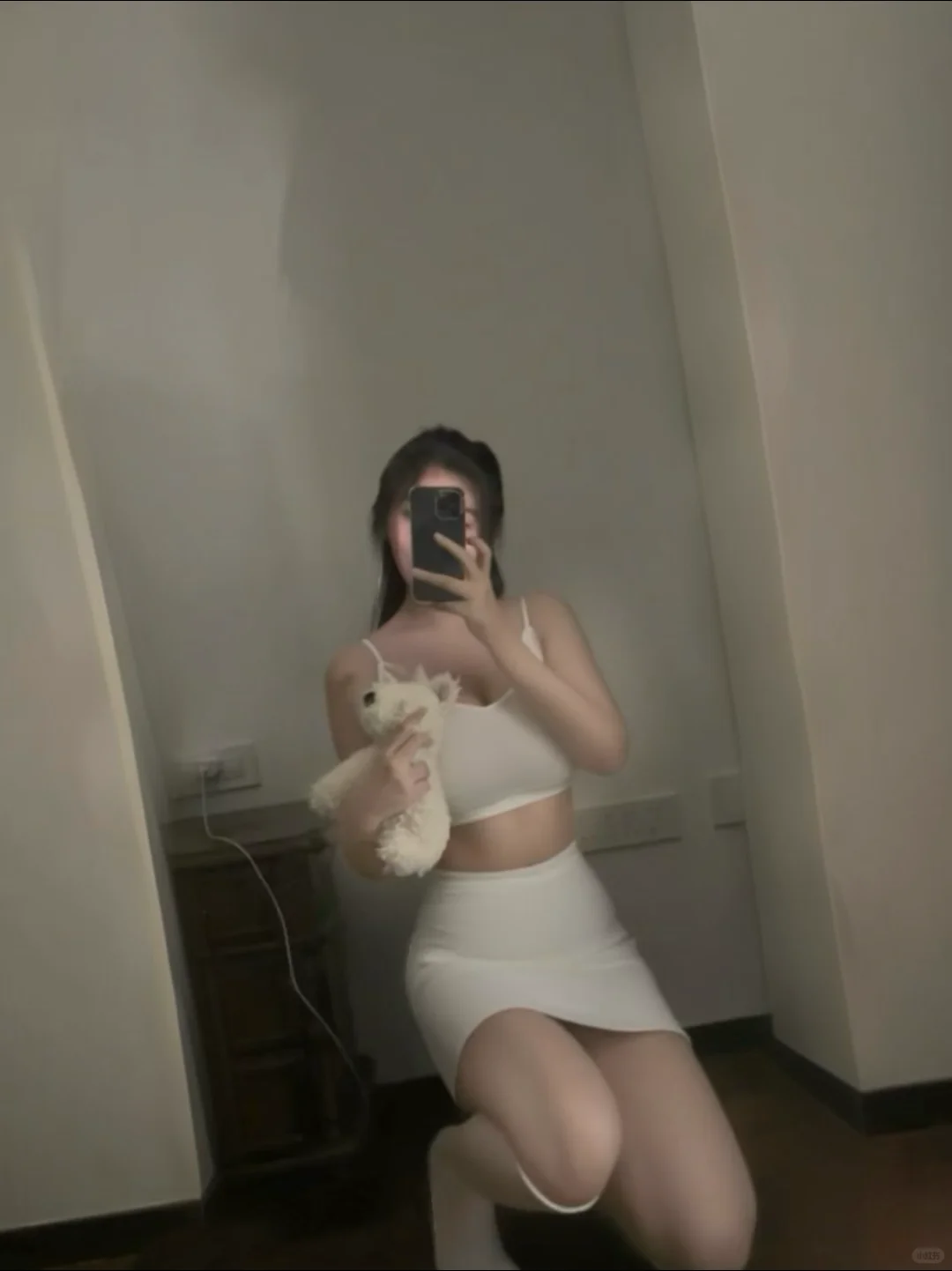 不露脸的氛围感对镜自拍🤍