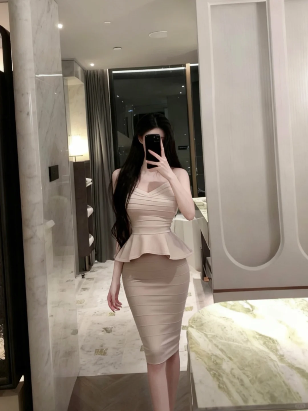 逆天！我要疯狂爆灯这套韩女绷带裙