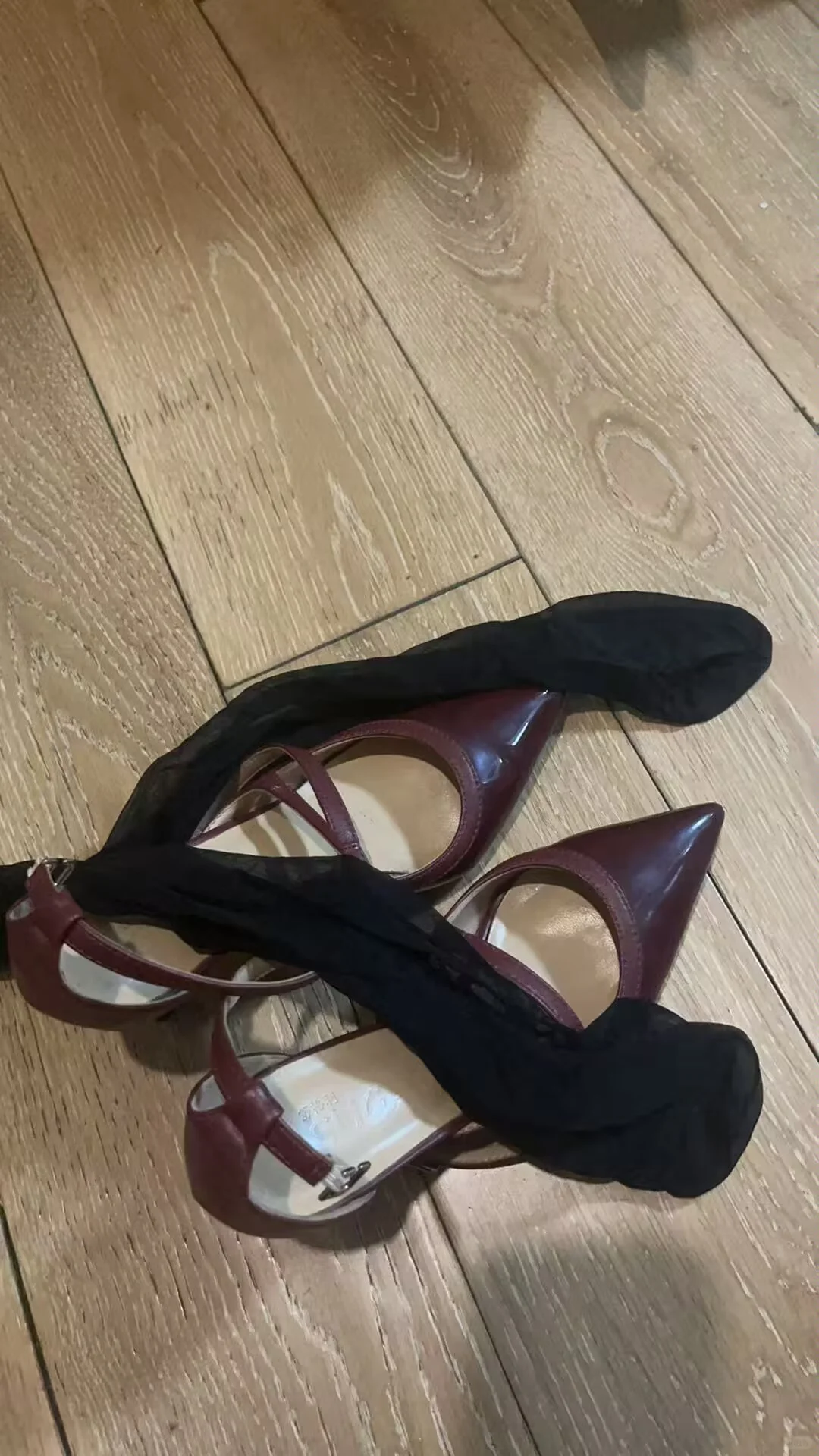 闲置高跟鞋，给钱就出！