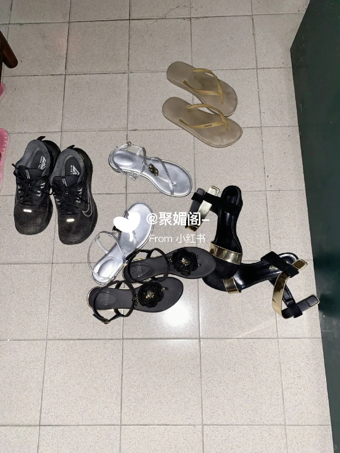 女邻居的鞋子就这样随便乱丢 没素质