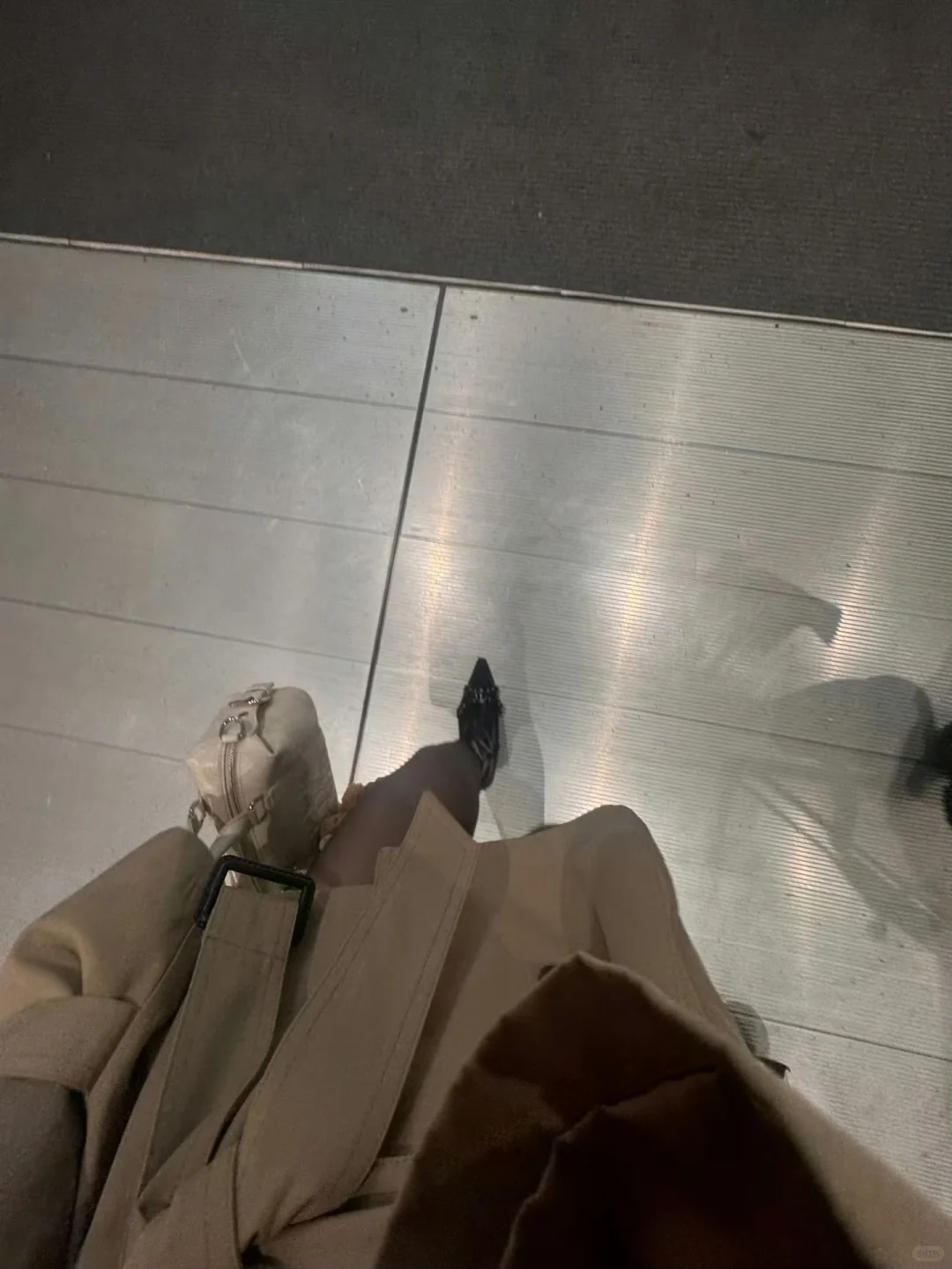 丝袜的季节快要结束了