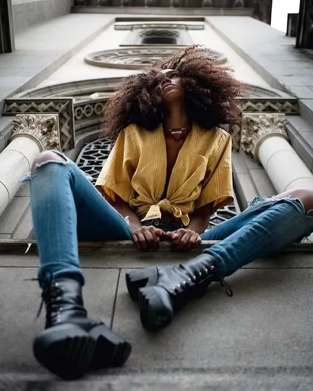 单人速写 女青年 步骤详解