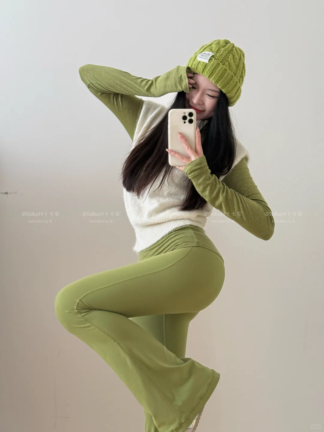 清新系早秋穿搭｜绿白叠穿真的很绝🍵