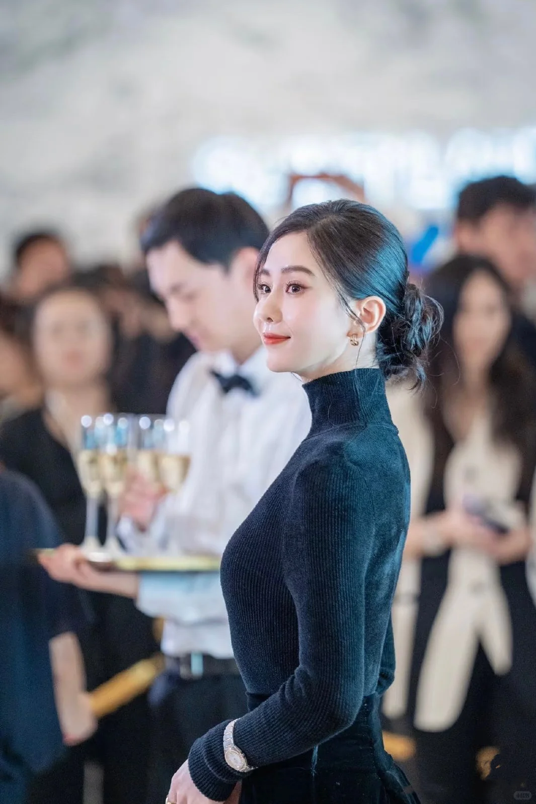 优雅，是刘诗诗与欧米茄星座的共同语言