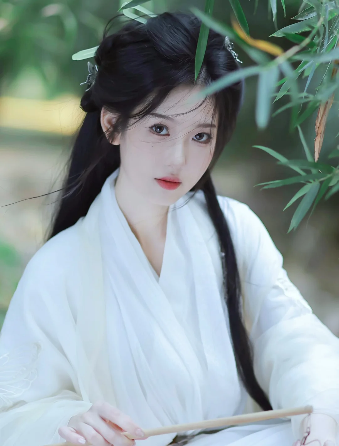 清冷感汉服写真氛围感绝了