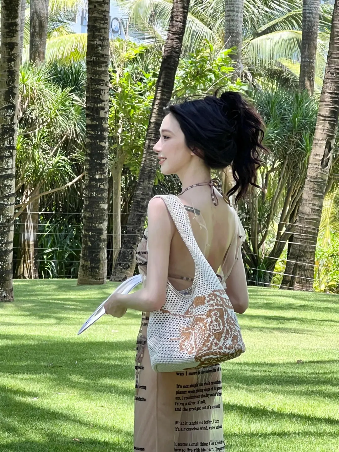 📱壁纸丨易梦玲透视装，身材好苗条