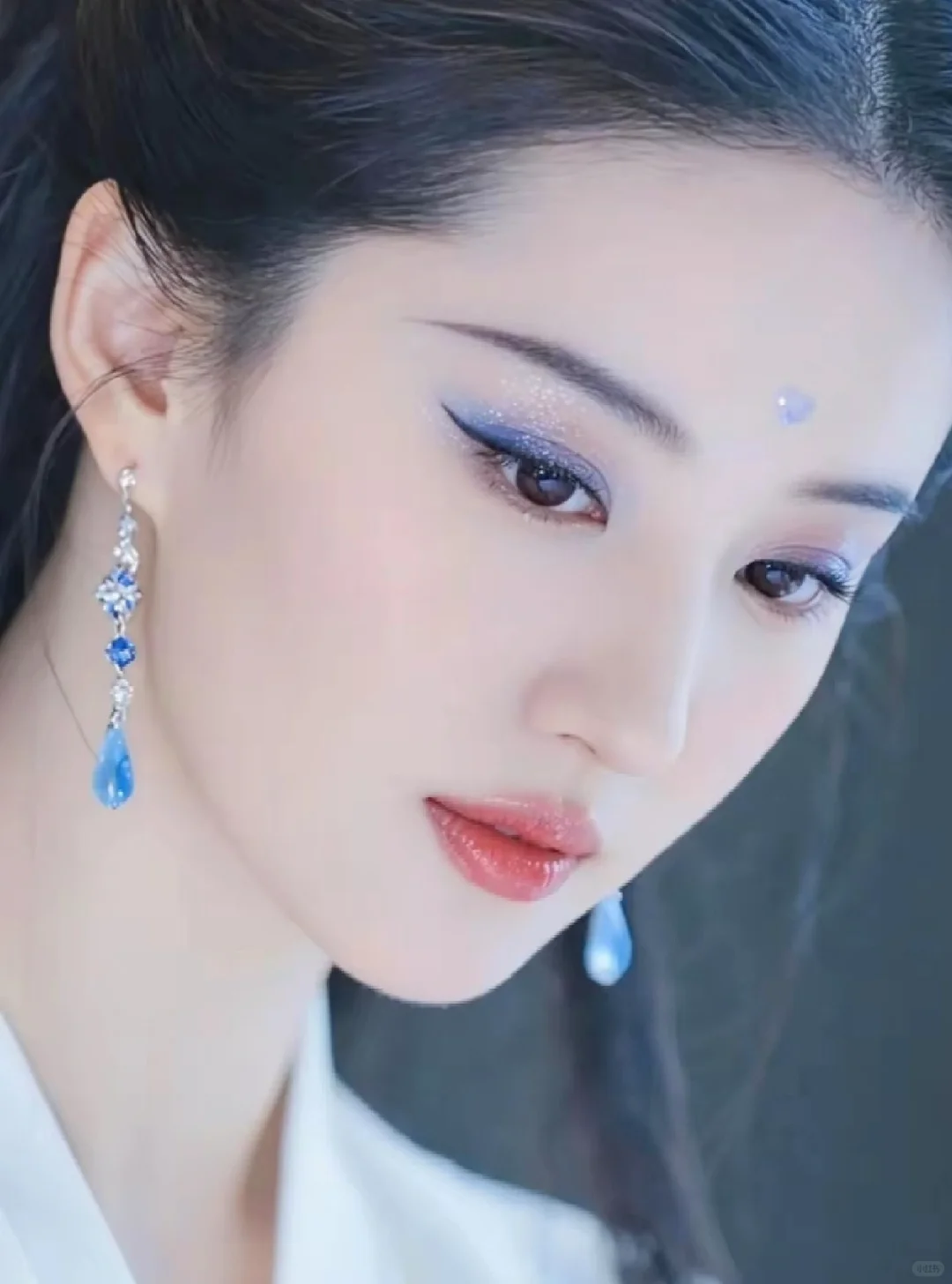 刘亦菲真的很美。