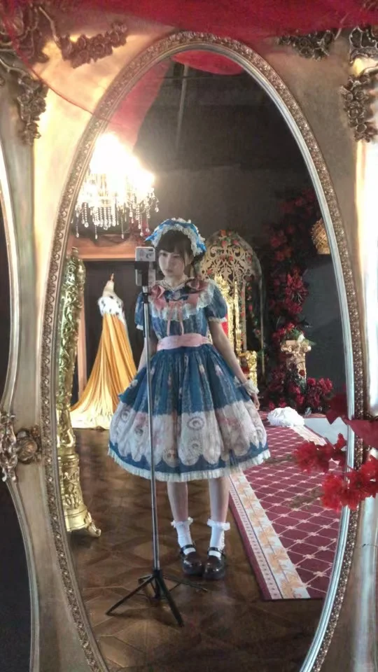 优雅的肠粉女孩