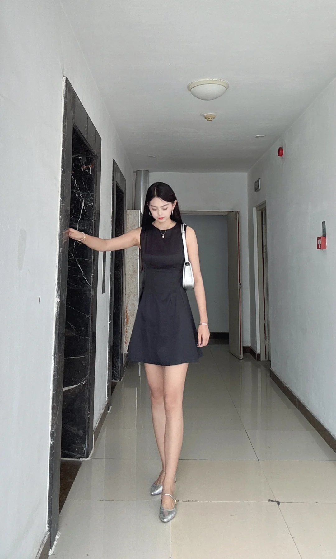 哇哇哇，胸以下全是腿