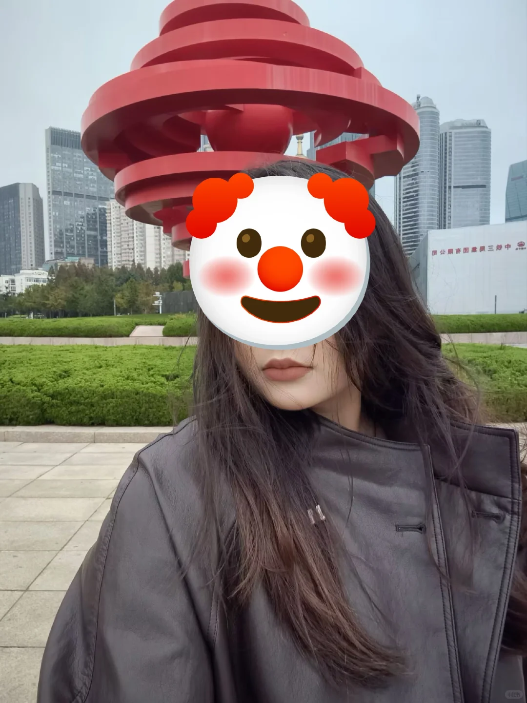 高跟鞋踩在你脸上要对我说谢谢～