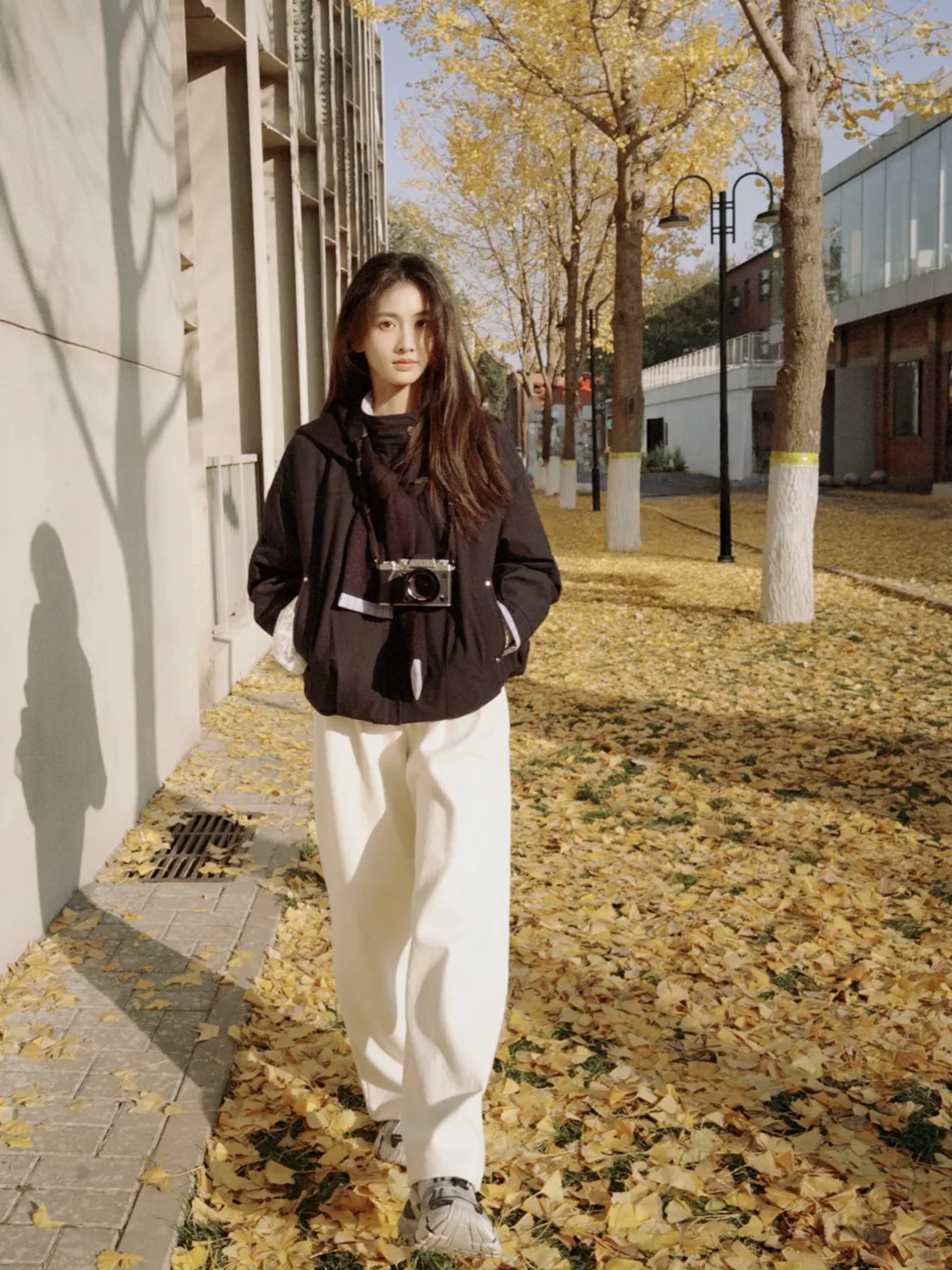 ELLE STAR｜潘珺雅：披一身暖绒慵懒又优雅