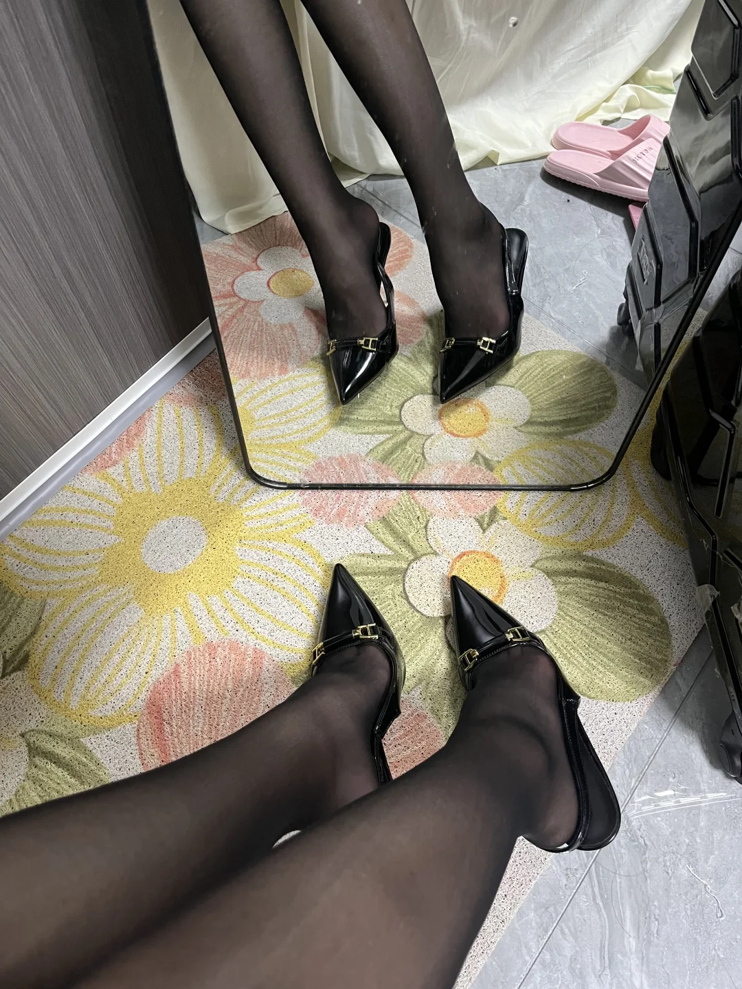 这么好看的一双高跟鞋&hellip;&hellip;