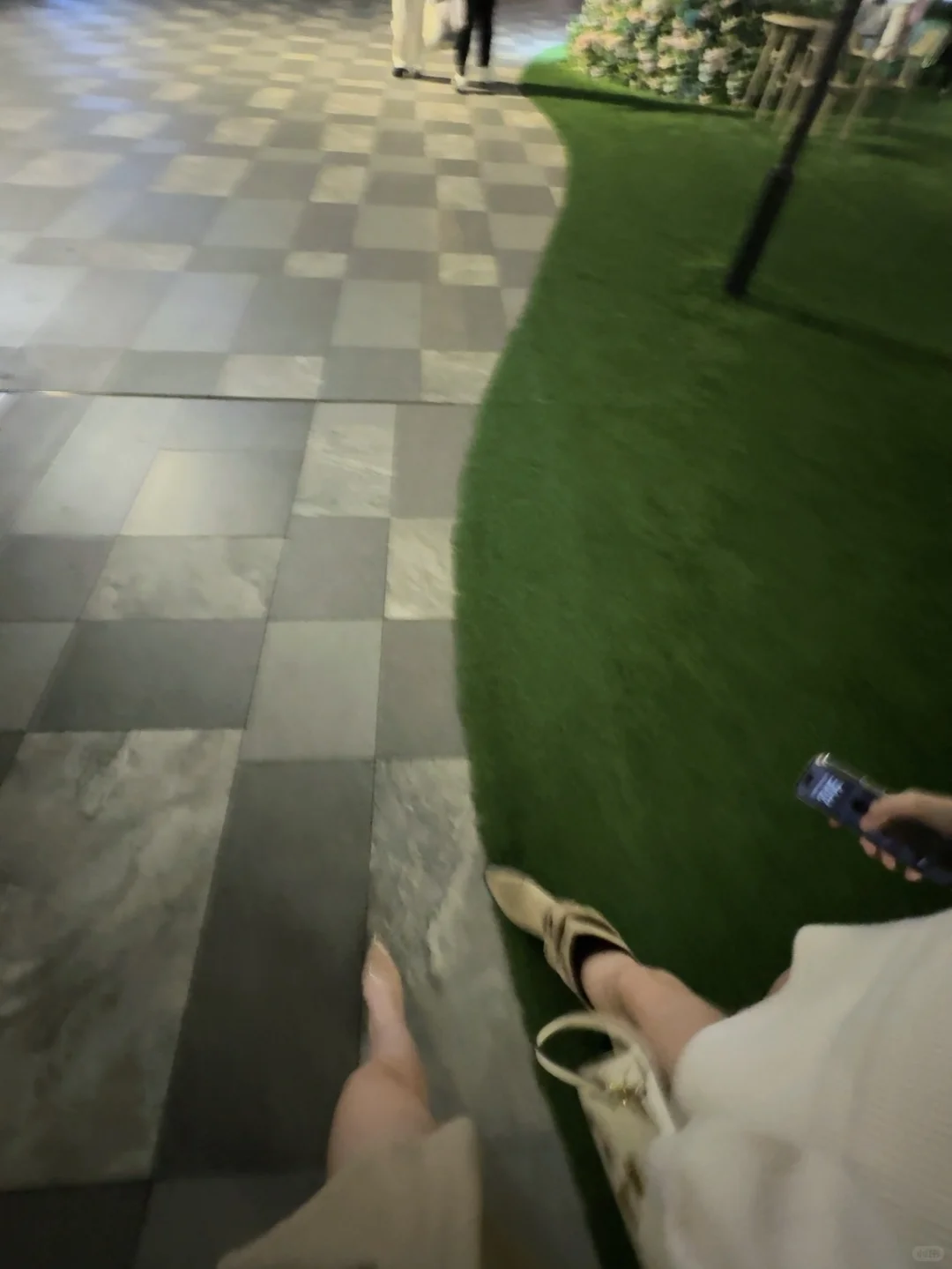 和你们不穿高跟鞋的人说不明白