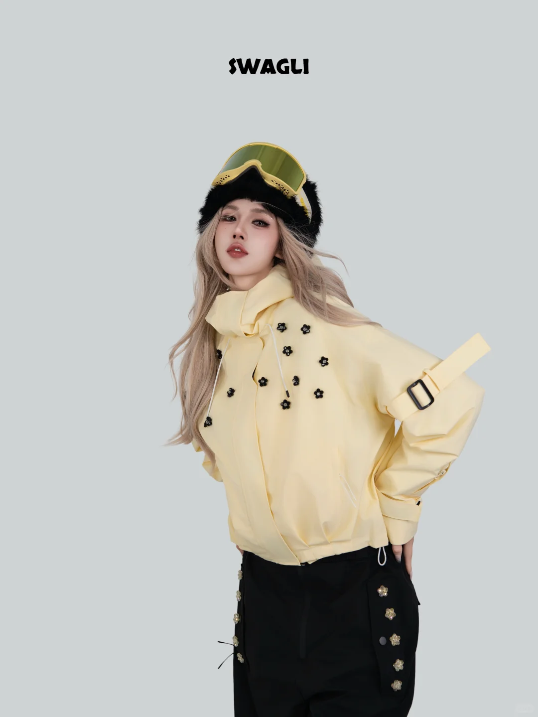 🏂雪场惊现「理想型」，滑雪也能超优雅～