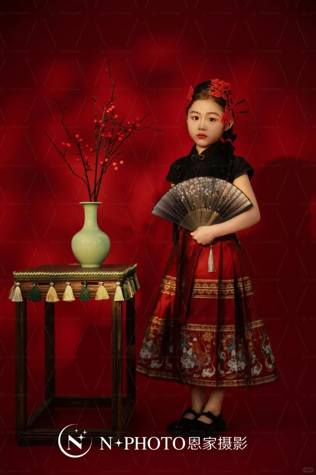 红墙映佳人｜新中式女宝新年大片🏮