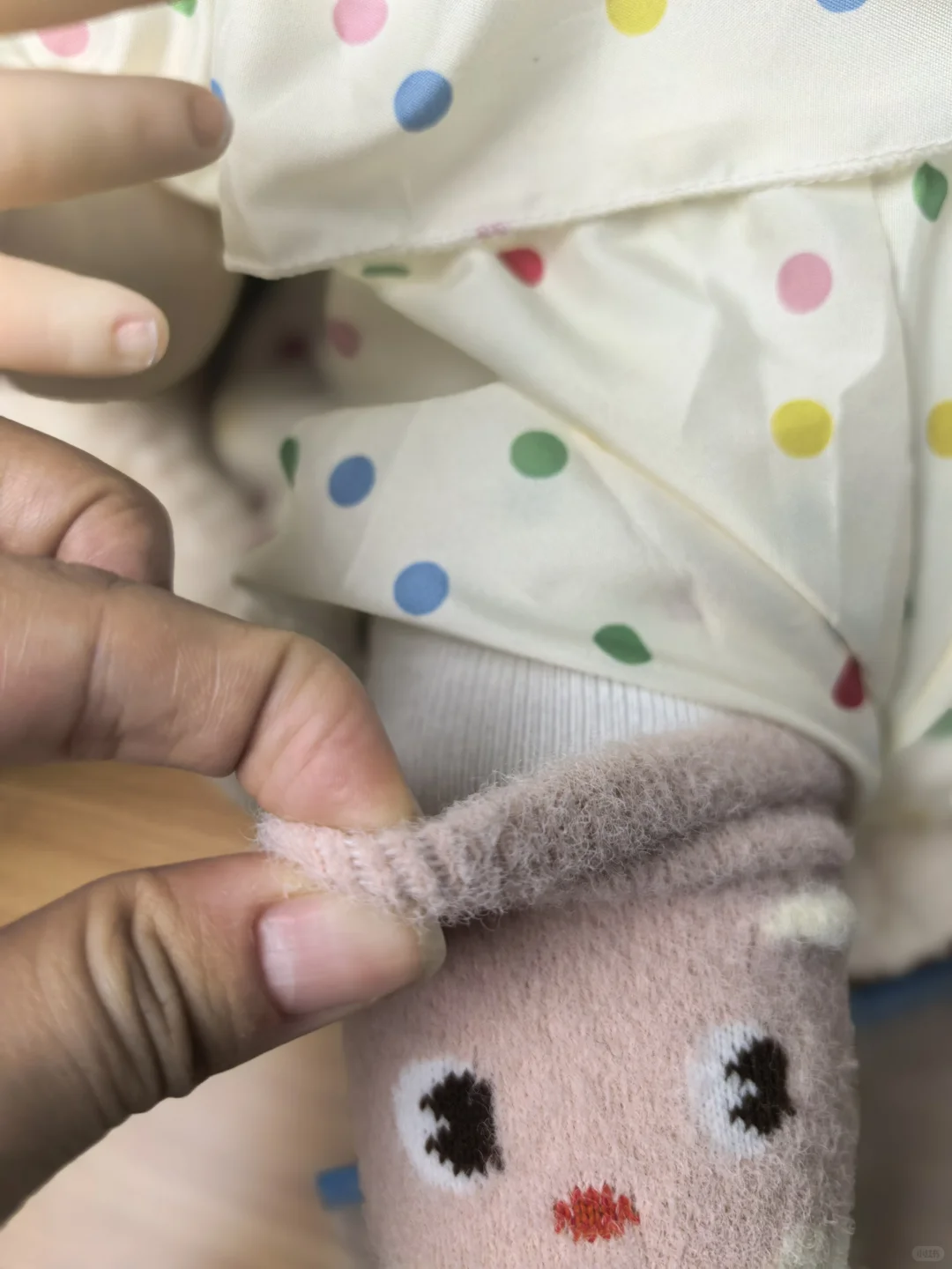 三只袜子🧦的世界，气氛是有点尴尬的&hellip;