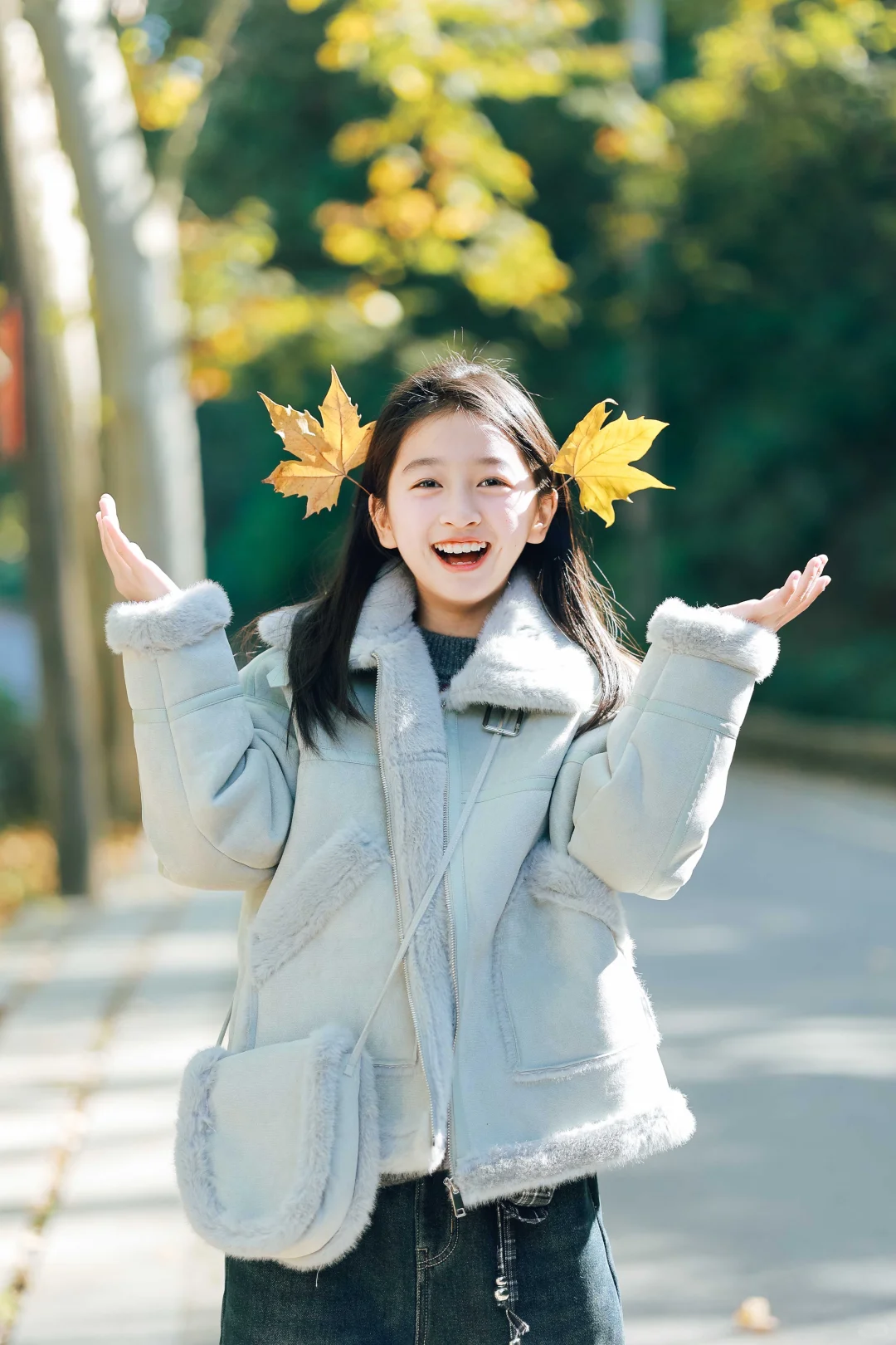 一眼吸睛🩵冬日里的一抹清新奶蓝色❄️