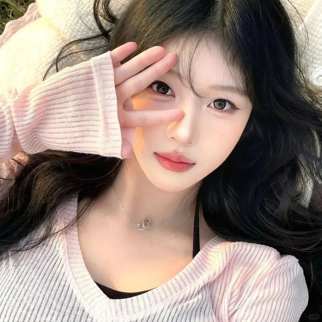 一眼就沦陷的清新女孩👧🏻