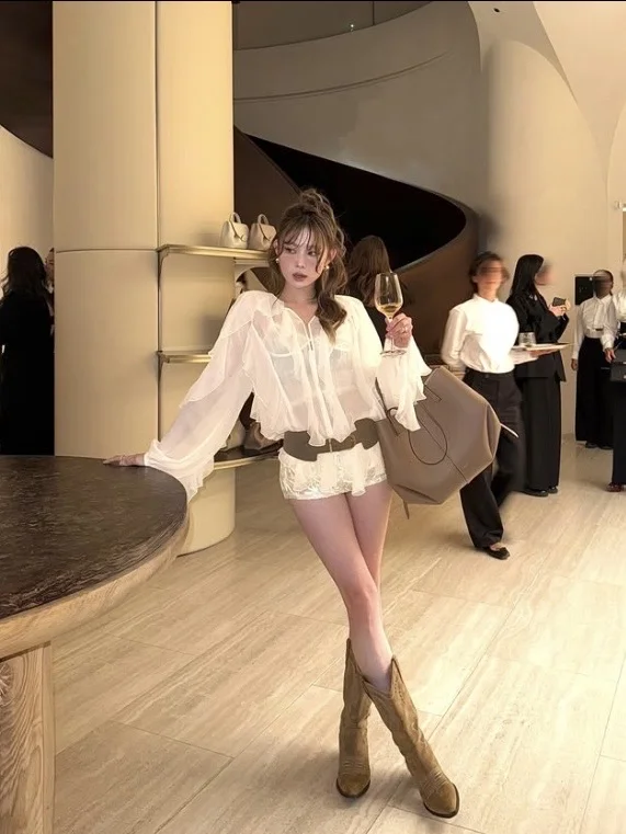 高级感炸街！Ins博主&ldquo;小众先锋穿搭&rdquo;太会了