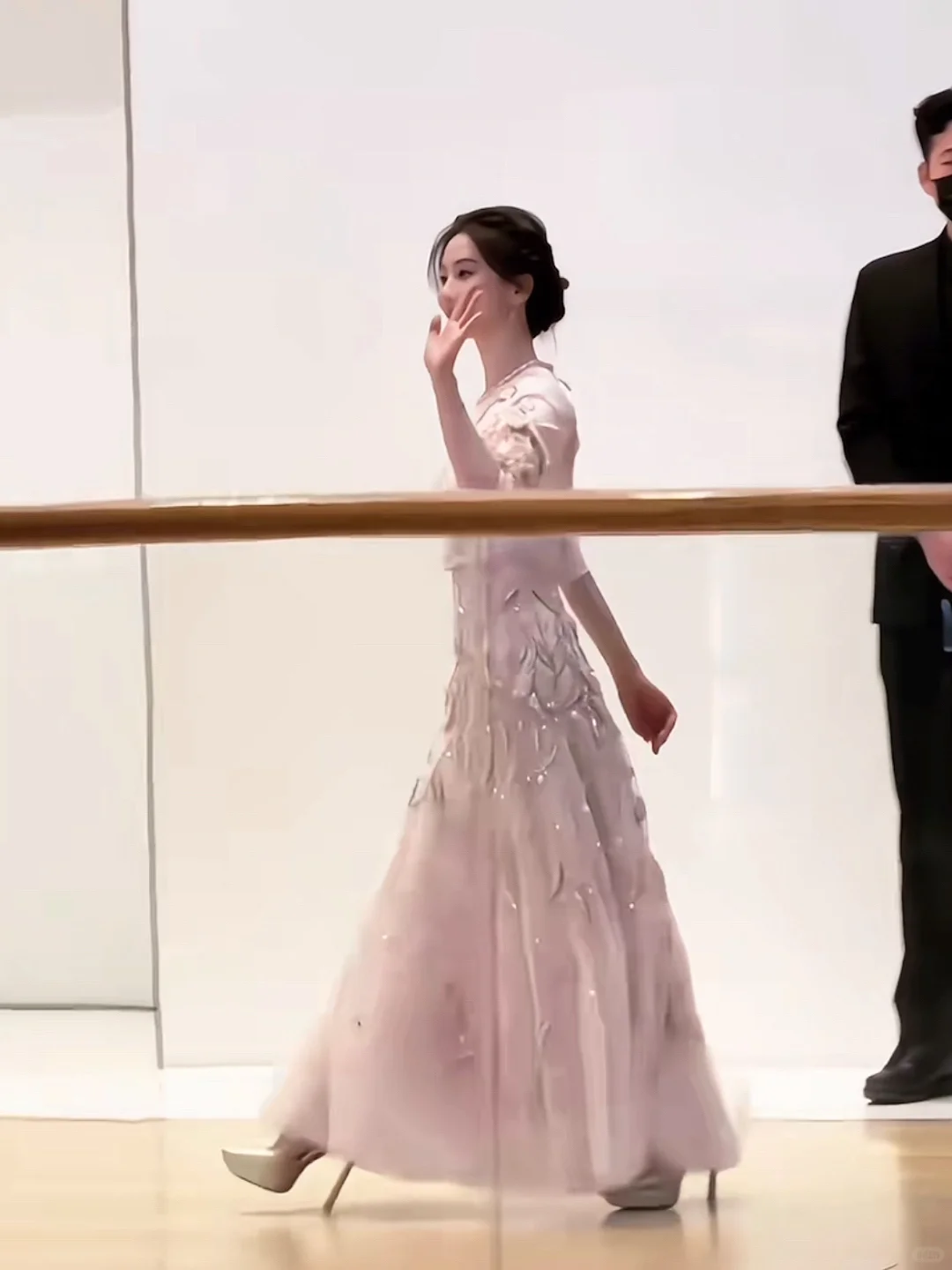 刘诗诗气质好像仙女，这么多年都没变