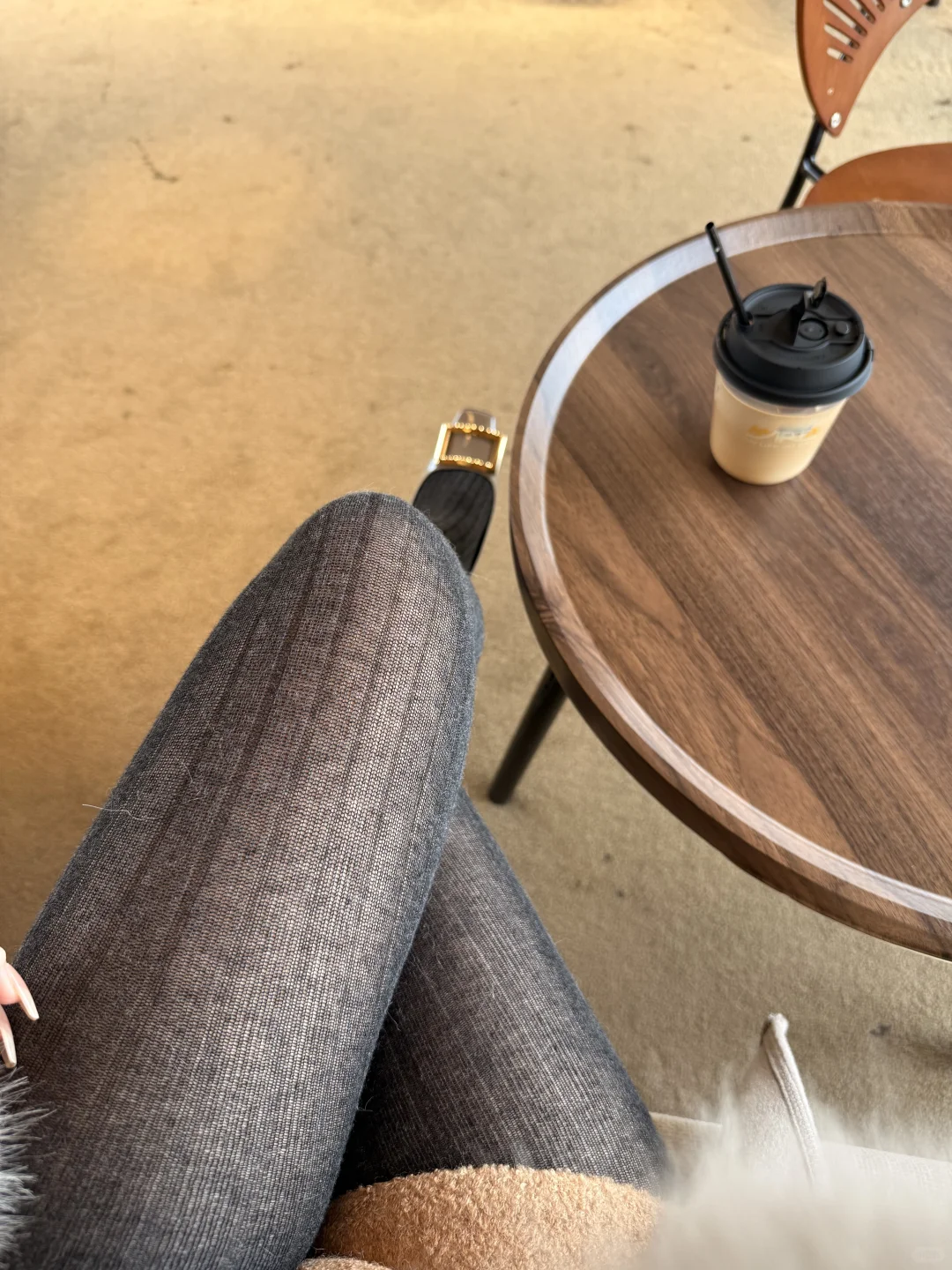 冷颜色和厚袜真的很搭～～～