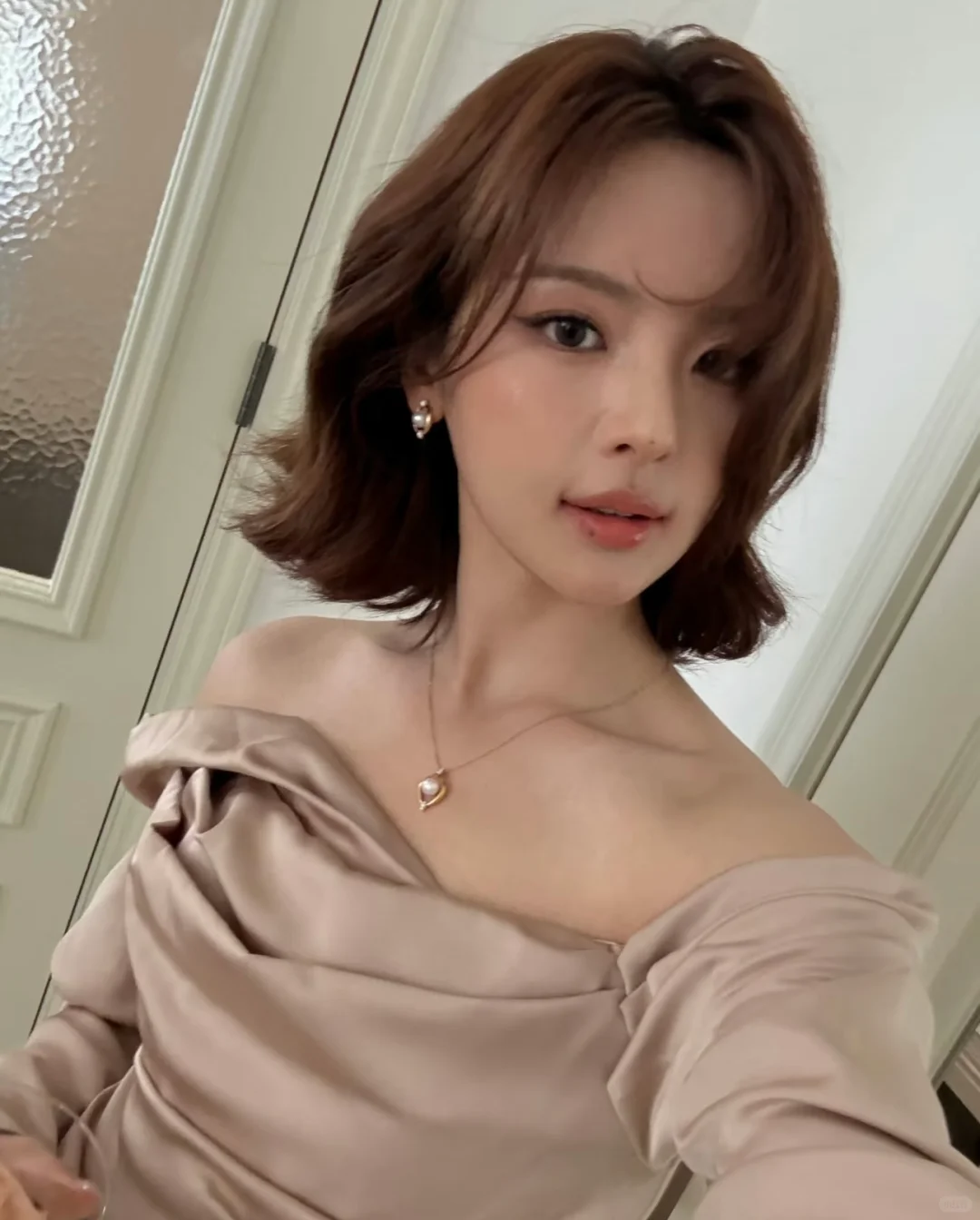 今日份美女优雅小超越