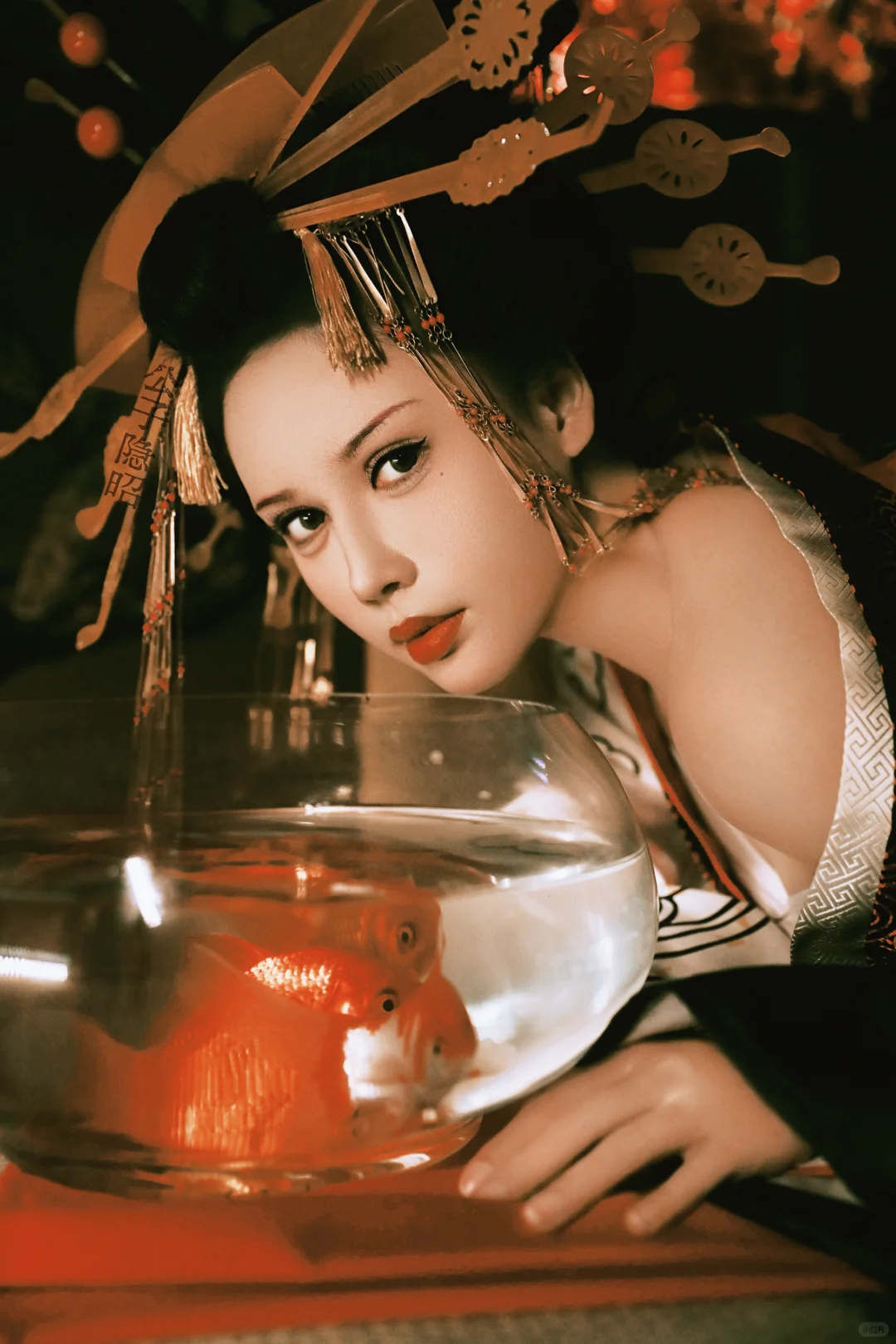 和服🪭恶女花魁