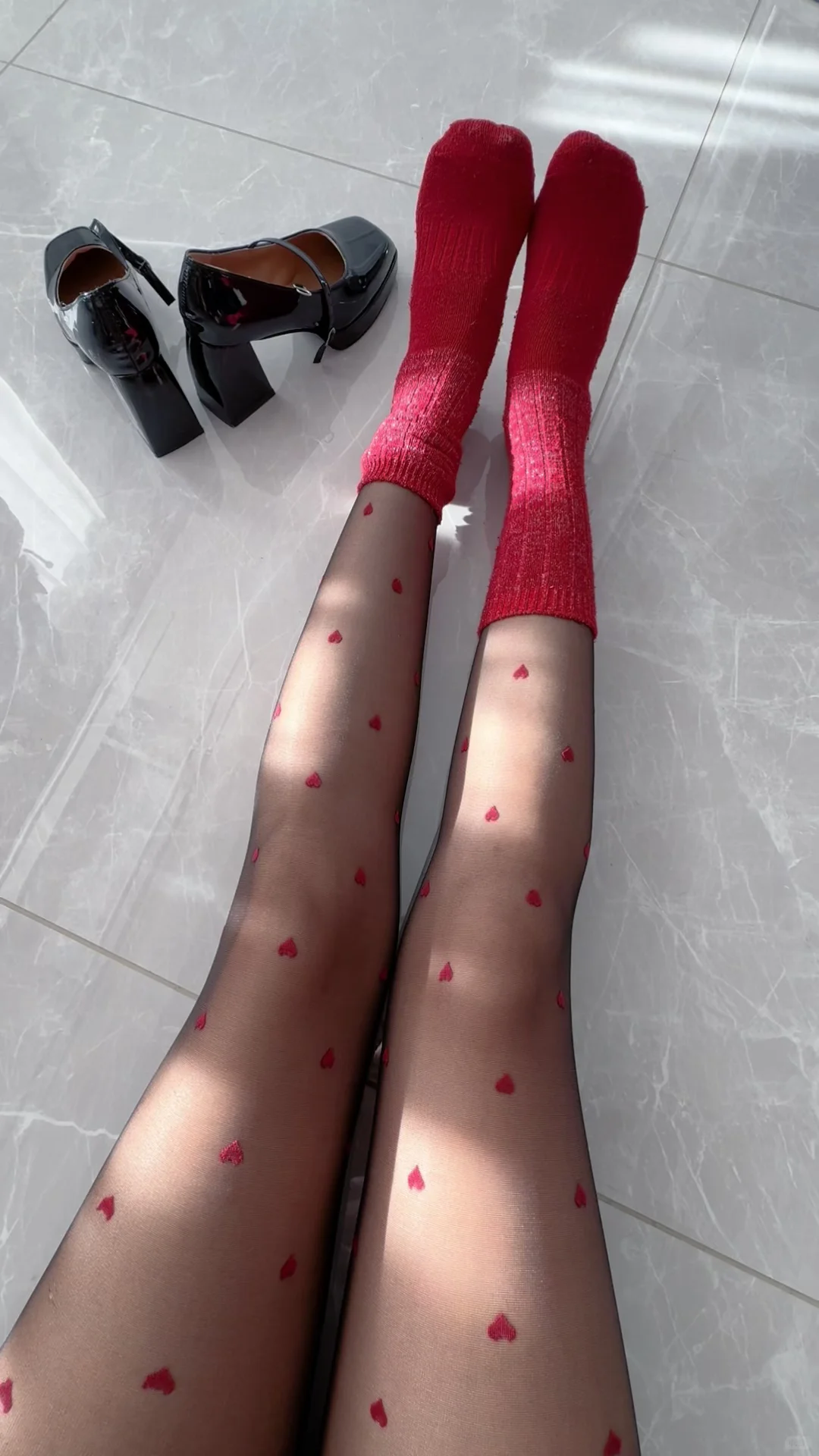 圣诞的心动，是藏在黑丝里的点点红❤️