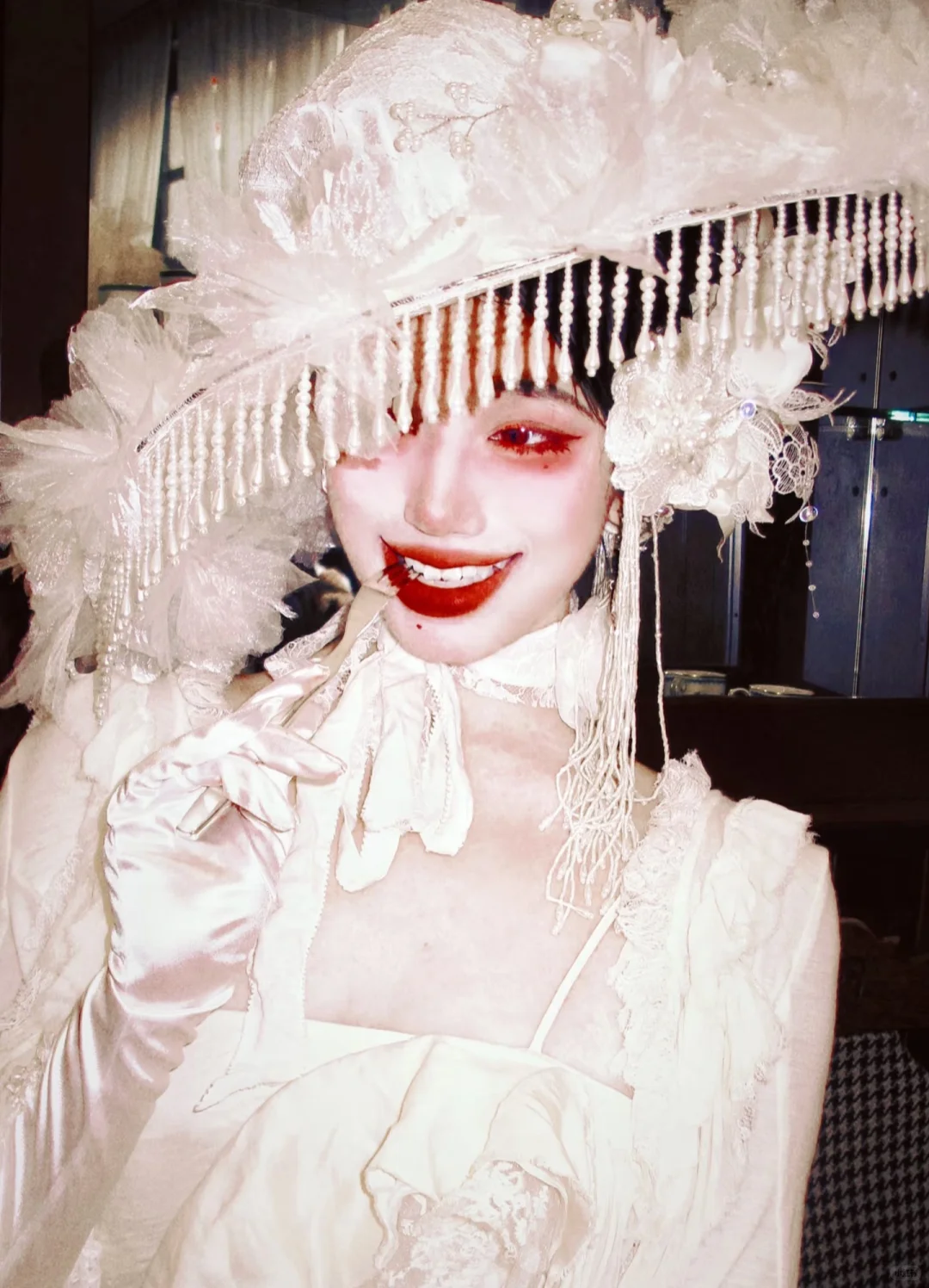 白色恶女哥特风格