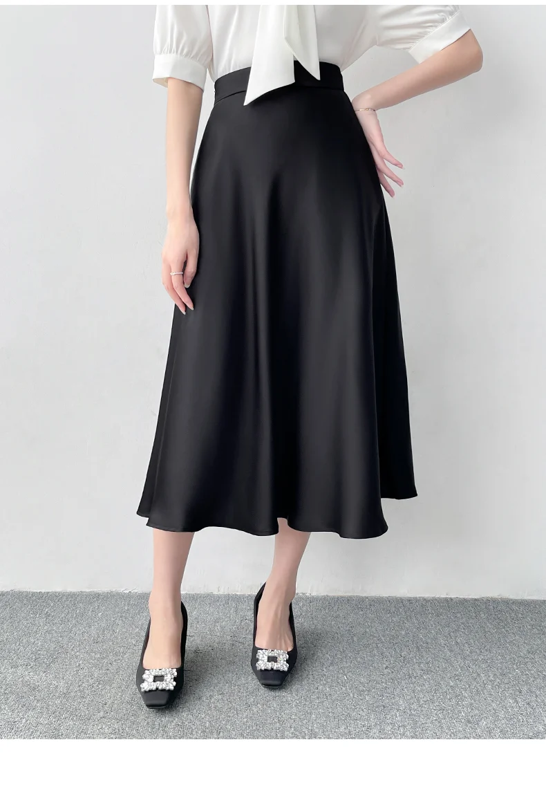 经典黑伞裙👗显瘦必备